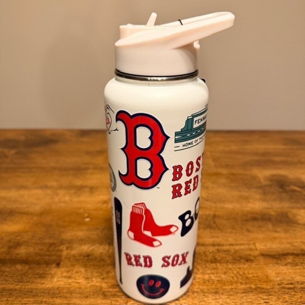 Boston Red Sox Insulated Water Bottle White (NEW) 34oz The Memory Company